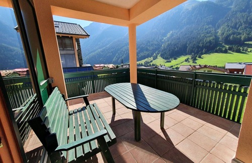 Mathon Apartment | Cosy apartment for 7 guests with WIFI, TV, terrace and parking