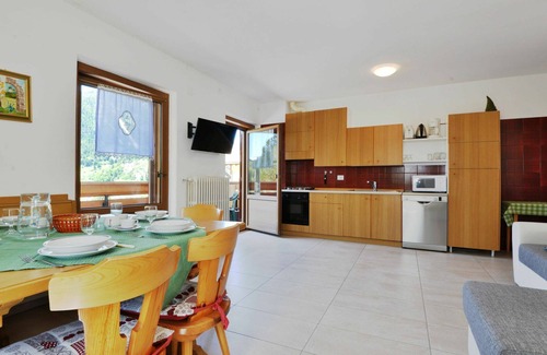 Moena Apartment | Cosy apartment for 7 guests with WIFI, TV, patio and pets allowed