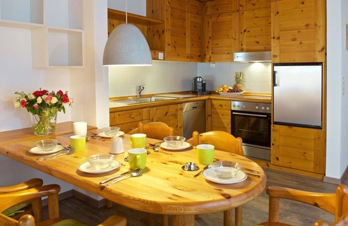 Lenzerheide Apartment | Cosy apartment for 2 people with TV and balcony