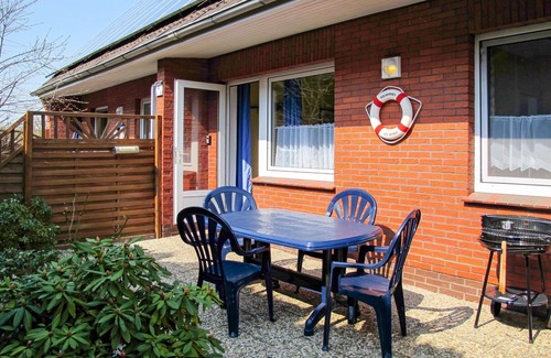 Sehestedt Apartment | Cosy apartment for 4 guests with WIFI, TV, terrace and pets allowed