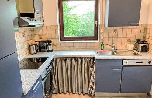 Schonebeck Apartment | Cosy apartment for 3 people with WIFI, TV and balcony