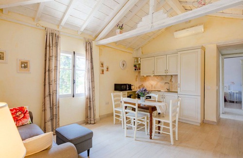 Saint-Jean Apartment | Cosy apartment for 4 guests with A/C, WIFI, TV and terrace