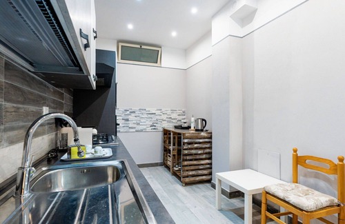 Ospedaletti Apartment | Cosy apartment for 4 people with WIFI, TV, terrace, pets allowed and panoramic view
