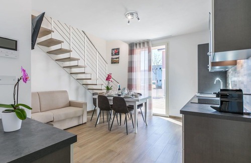 Cecina Apartment | Cosy apartment for 7 guests with private pool, WIFI, A/C, TV, terrace and pets allowed
