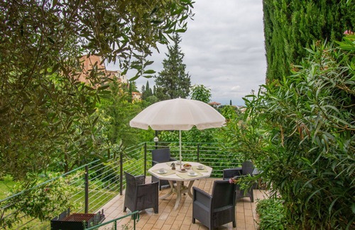 San Miniato Apartment | Cosy apartment for 4 people with WIFI, A/C, TV, pets allowed and parking