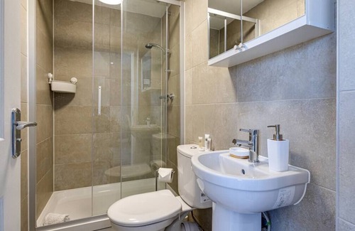 Offerton Apartment | Cosy apartment in centre of Stockport by SDPstays