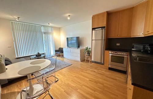 Haaleiti Apartment | Cosy apartment in Fossvogur Reykjavik - Birta Rentals