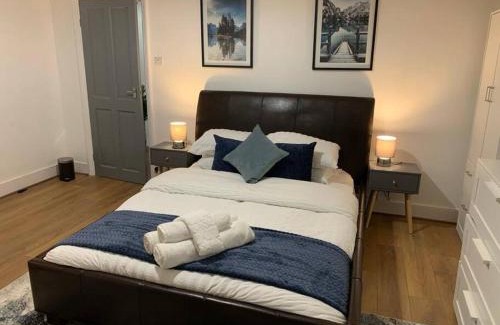 Crouch End Apartment | Cosy Apartment in London