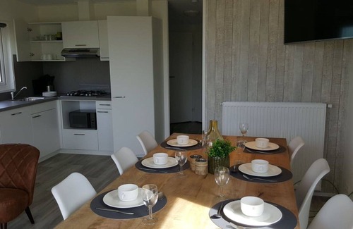 Retranchement House | Cosy apartment in villa for 6 people with WIFI, TV, terrace and parking