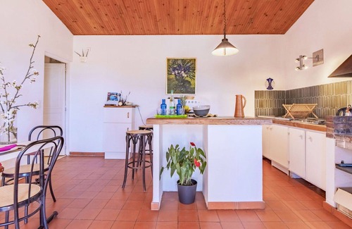Puimichel Villa | Cosy apartment in villa for 4 guests with WIFI, patio, pets allowed and panoramic view