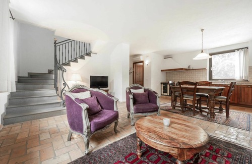 Povoletto House | Cosy apartment in villa for 4 guests with WIFI, pool, A/C, TV, terrace, pets allowed and parking