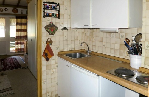 Siegsdorf House | Cosy apartment in villa for 4 guests with TV, balcony, pets allowed and parking