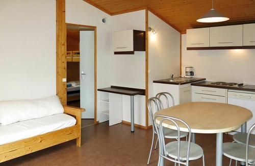 Beynat House | Cosy apartment in villa for 6 guests with pool, WIFI, TV, terrace and pets allowed