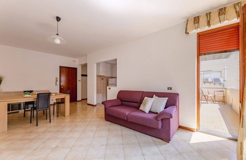 Porto Recanati Apartment | Cosy apartment for 5 people with WIFI, TV, terrace and panoramic view