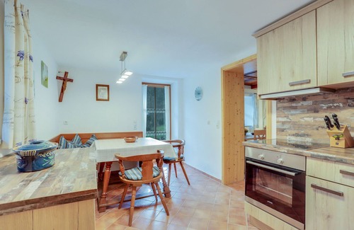 Schwob Apartment | Cosy Apartment "Königssee" with Garden & Mountain View