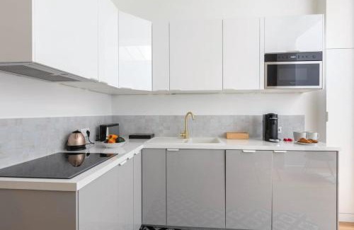 Quartier des Invalides Apartment | Cosy Apartment near the Invalides