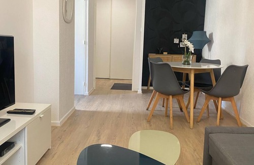 Poteries Apartment | Cosy apartment Strasbourg, Gare, Zénith.