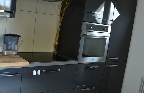 Lognes Apartment | Cosy apartment, very quiet between Paris and EuroDisney, 300 m from RER A station