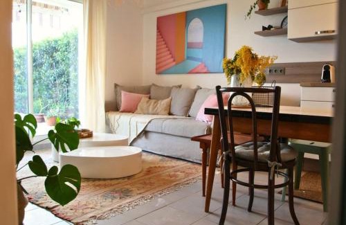 Peret Apartment | Cosy appartement entre vignes et garrigue avec piscine