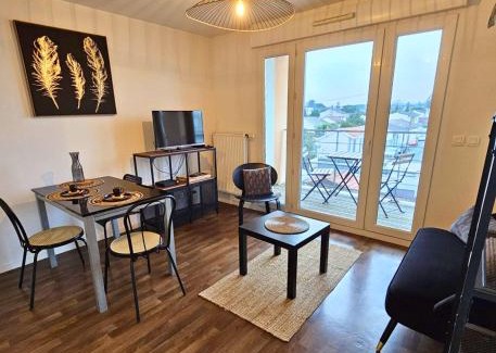Bordeaux Apartment | [Cosy] Appartement équipé avec terrasse, Wifi