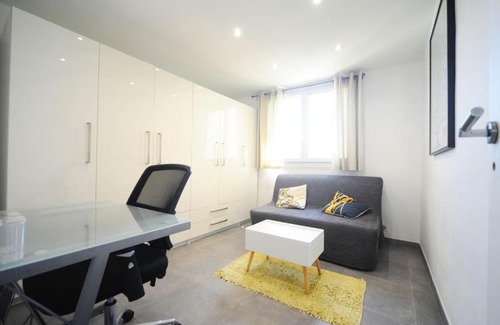Les Chutes Lavie Apartment | Cosy appartement - Longchamp - vue Mer !