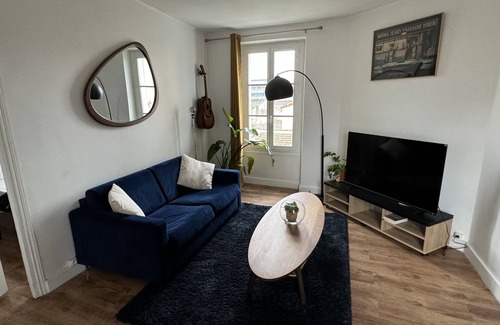 Arcueil Apartment | Cosy Appartement Lumineux