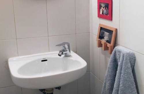 Castellana Apartment | Cosy artist studio in Barrio de Salamanca