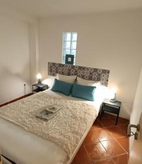 Santos Apartment | Cosy at Madragoa