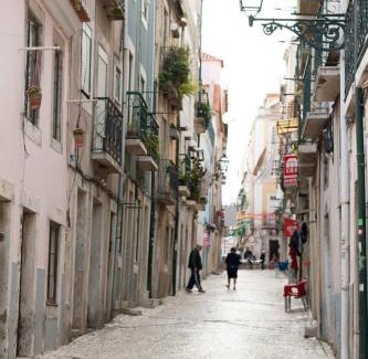 Santos Apartment | Cosy at Madragoa