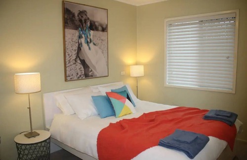 Woorim Cottage | 🏄 Cosy Beach House 🏖️ 300 metres to the Surf 🐬