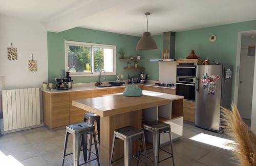Behobie House | COSY, BRIGHT HOUSE, IDEAL LOCATION
