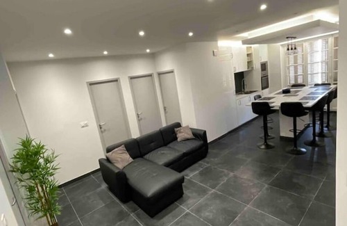 Quartier Hyper-Centre Apartment | Cosy Cœur de Grenoble ,caserne de Bonne
