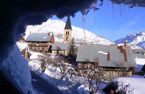 Puy-Saint-Vincent Ski Chalet | Cosy chalet at the foot of the slopes