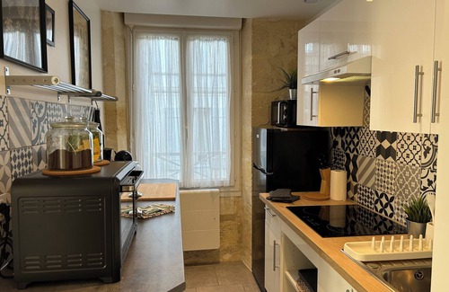 Pauillac Apartment | Cosy, chic Pauillac apartment in the center of town