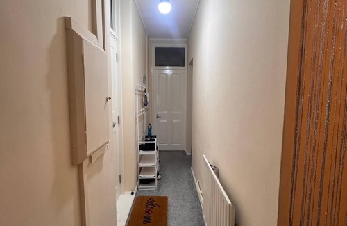 Vincent Square Apartment | Cosy Corner, Reynold house