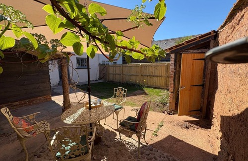 Otterton Cottage | cosy cottage close to beach