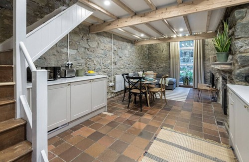 Dolgellau Cottage | Cosy Cottage Escape In North Wales With Log Burner