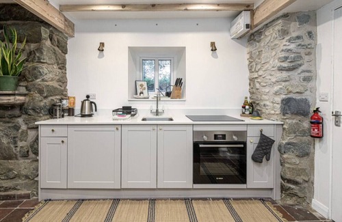 Dolgellau Cottage | Cosy Cottage Escape In North Wales With Log Burner