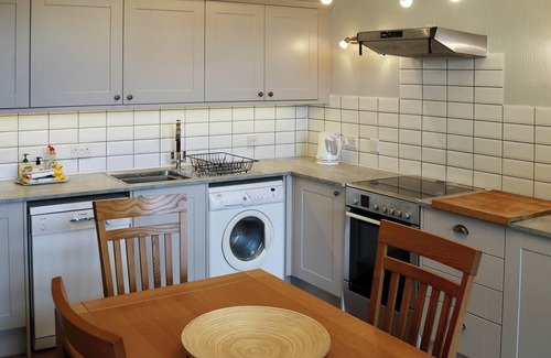 Askrigg Cottage | Cosy cottage in Askrigg with en-suite facilities to both bedrooms.