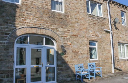 Askrigg Cottage | Cosy cottage in Askrigg with en-suite facilities to both bedrooms.