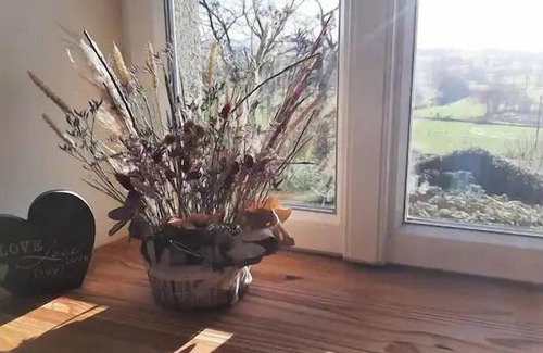 Lolif Cottage | Cosy Cottage in the Countryside