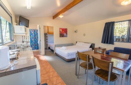 Rotorua Resort | Cosy Cottage Thermal Holiday Park