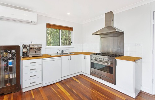 Kangaroo Valley Cottage | Cosy cottage with fireplace and spectacular views - Kangaroo Valley
