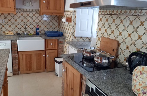 Obidos House | Cosy cottage with private courtyard. Very close to the medieval town, Obidos.