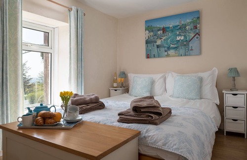 Llithfaen Cottage | Cosy Cottage With Stunning Views, Llŷn Peninsula