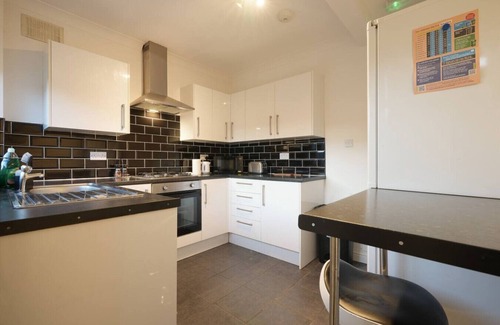 Doncaster House | Cosy Ensuite Room 2 (self check-in) Doncaster