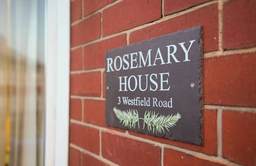 Doncaster House | Cosy Ensuite Room 2 (self check-in) Doncaster