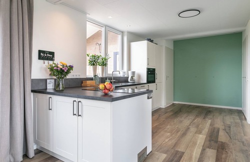 Oploo House | Cosy family home near a farm