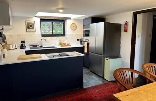 Tregony House | Cosy family home to explore the Roseland