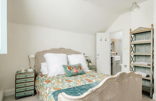 Drumul Taberei Apartment | Cosy flat at Maria's on the beach